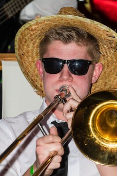 Bild 931 - Latuff 21014 die Wiemersdorfer Karnevalsveranstaltung